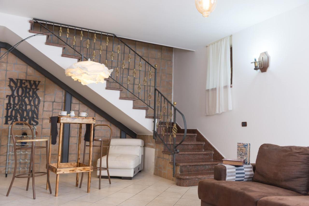 Loft Style Taverna Аверса Екстер'єр фото